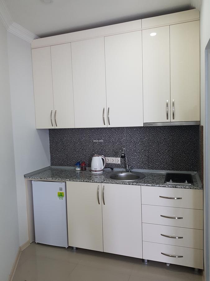 Apartment In Front Of Mcdonald'S Batumi Eksteriør billede